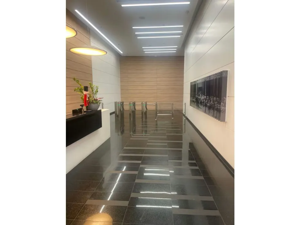 Vendo oficina nueva 170 m2 Las Mercedes 6382 - 7