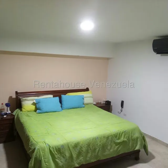 Apartamento (1 Nivel) en Venta en El Marques, Distrito Metropolitano - 13