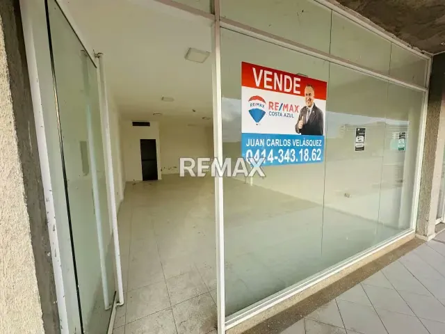 Vende Espacioso Local En Tucacas Listo Para Operar En El Centro Comercial Caribbean - 5