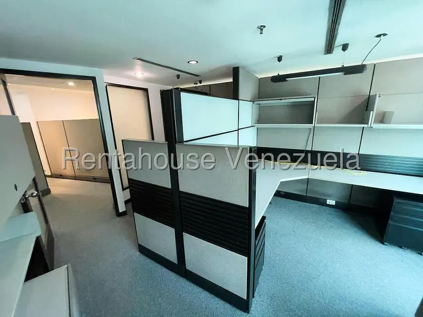 Oficina en Venta en El Rosal, Distrito Metropolitano - 17