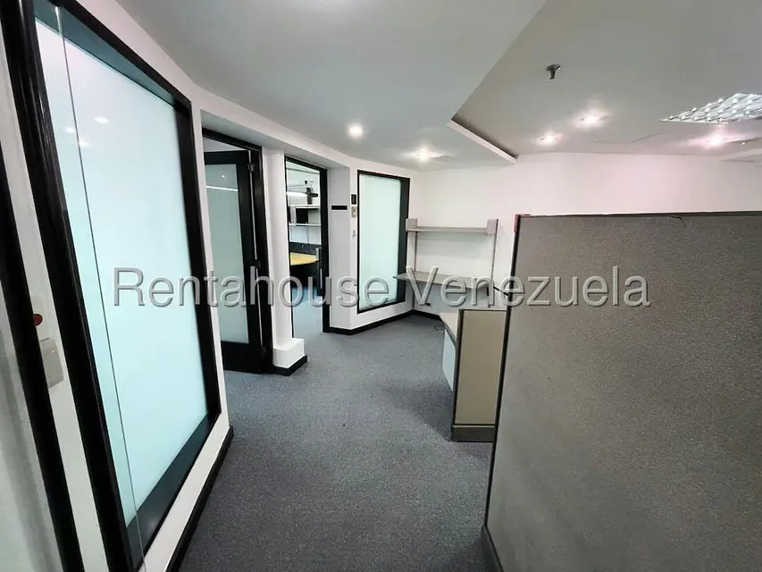 Oficina en Venta en El Rosal, Distrito Metropolitano - 30
