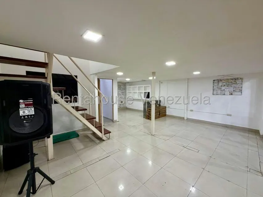 Negocios y Empresas (Servicios) en Venta en Avenida Bolivar, Aragua - 17
