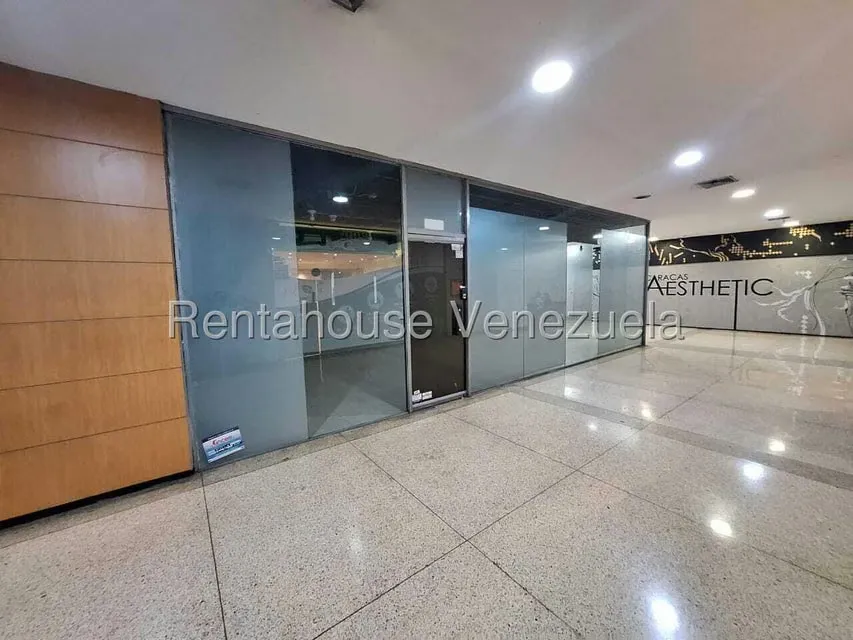 Local Comercial en Alquiler en Chuao, Distrito Metropolitano
