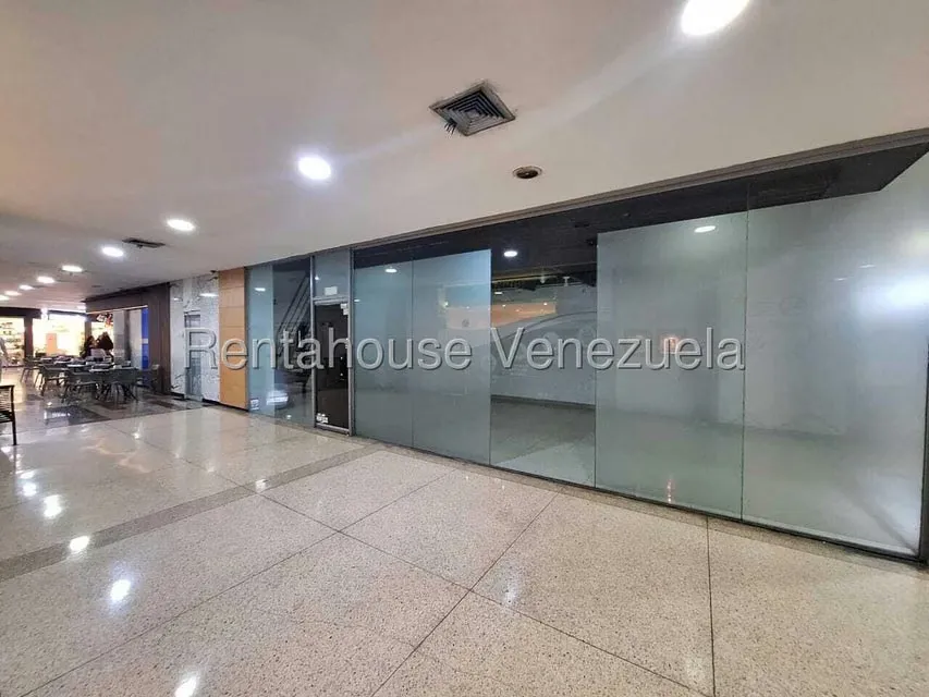 Local Comercial en Alquiler en Chuao, Distrito Metropolitano - 2
