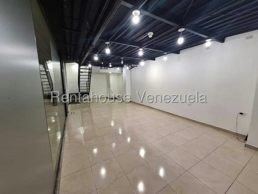 Local Comercial en Alquiler en Chuao, Distrito Metropolitano - 5