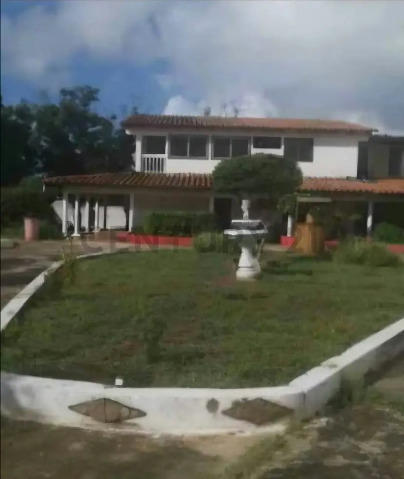 Cuatro Propiedades En Una: Inversión Maestra en Altagracia, Isla de Margarita