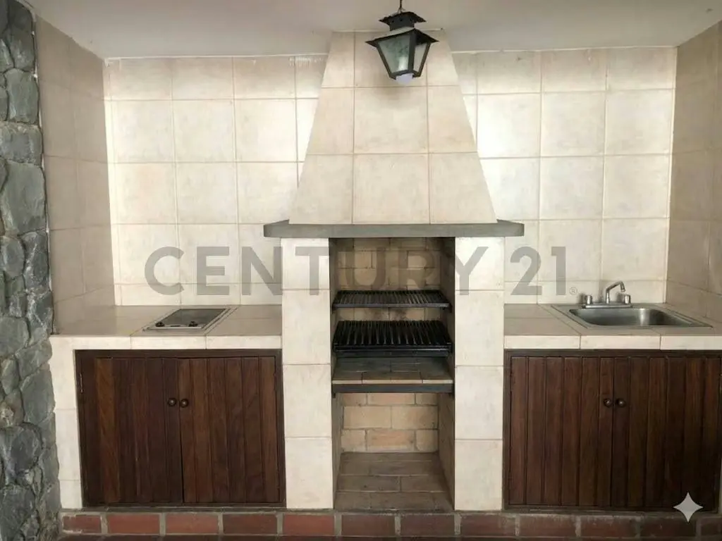 HA - VENTA CASA URB ARAGUANEY KM 16 CARRETERA EL JUNQUITO - 18