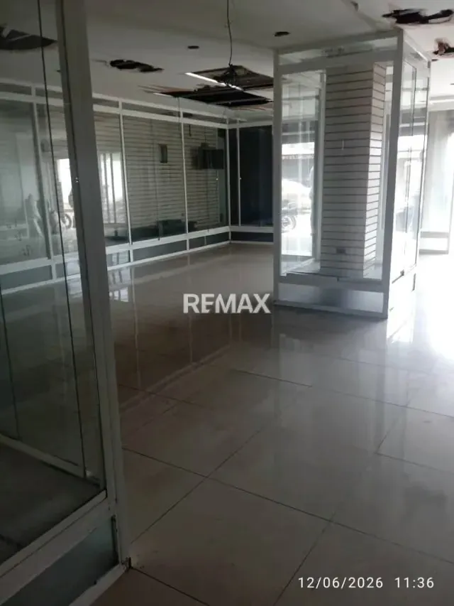 EN VENTA EDIFICIO UBICADO EN LA AV JUNCAL, SECTOR CENTRO. MATURÍN-MONAGAS - 2