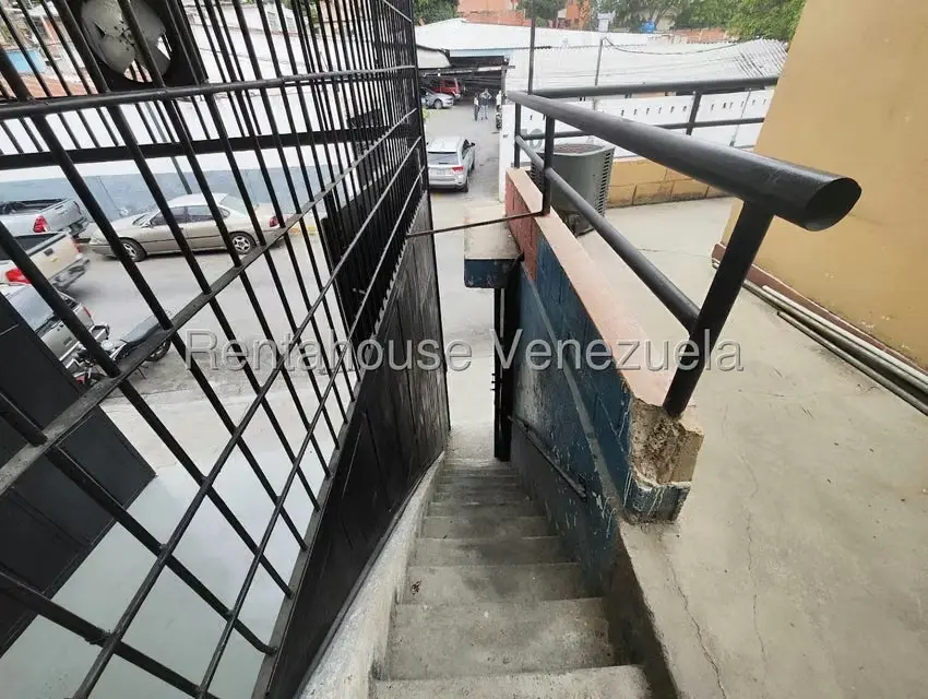 Local Comercial en Alquiler en Chacao, Distrito Metropolitano - 2