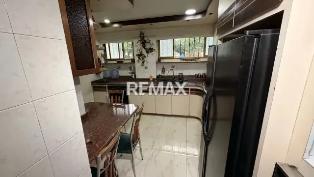 Hermoso apartamento amoblado en El Paraíso - 4