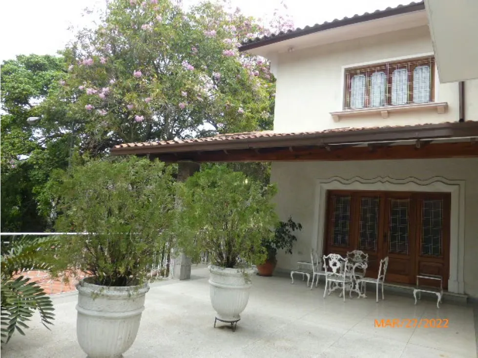 Vendo casa 900m2 San Román 3344 - 2