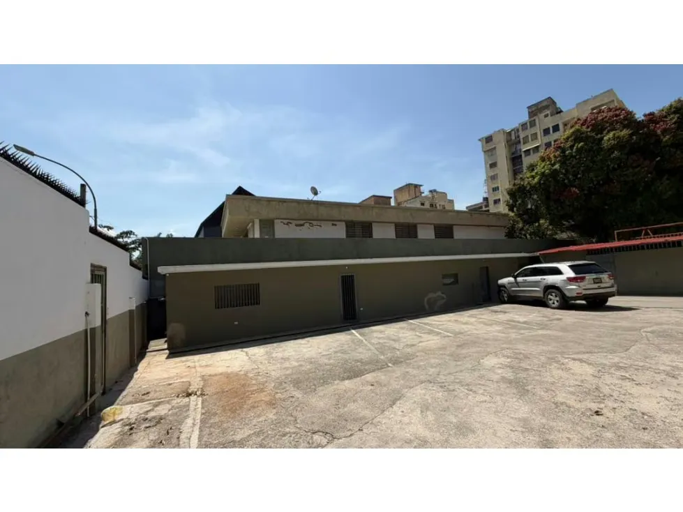 Vendo galpón 3000m2 Maripérez 0883