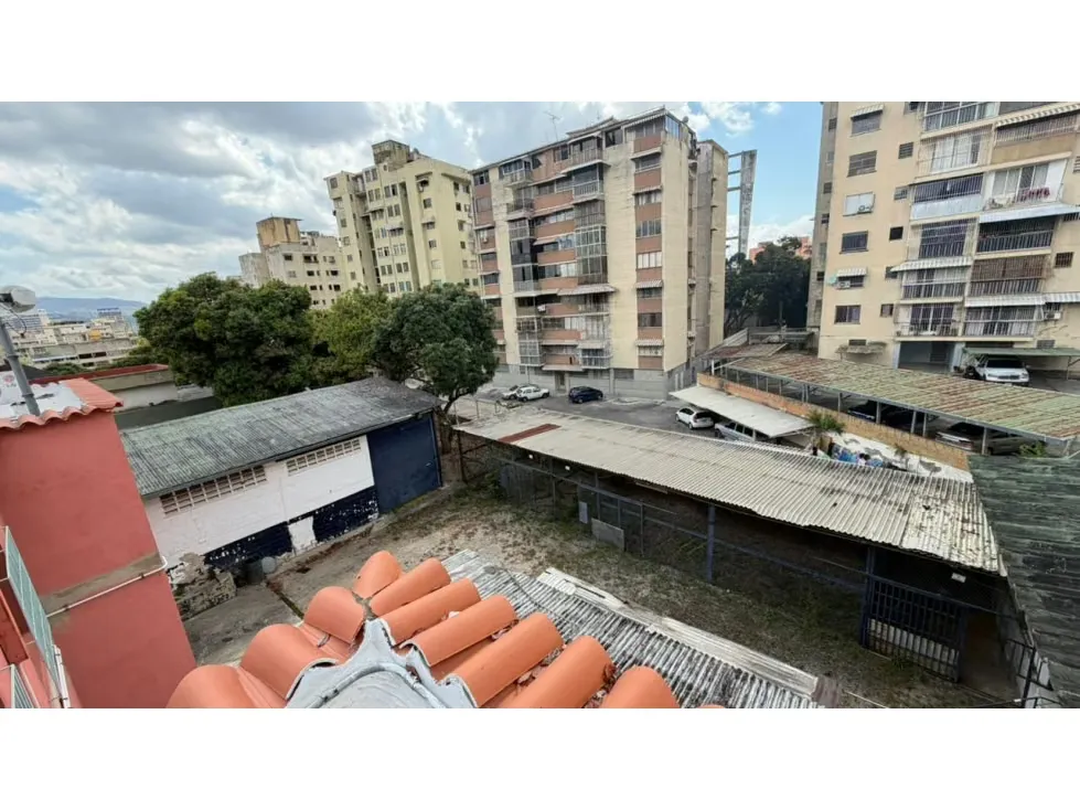 Vendo galpón 3000m2 Maripérez 0883 - 17