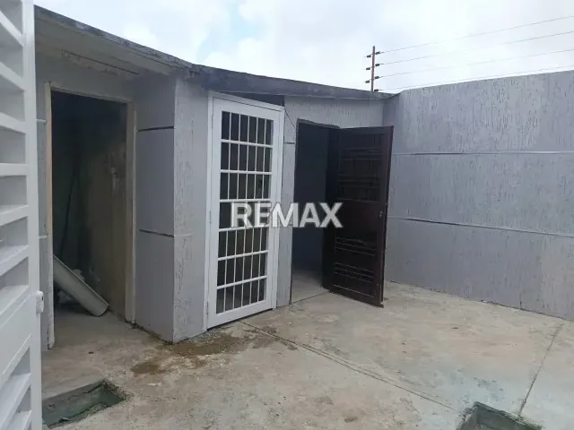 EXCLUSIVA CASA EN VENTA | URB. LOMAS DEL BOSQUE (TIPURO) - 13
