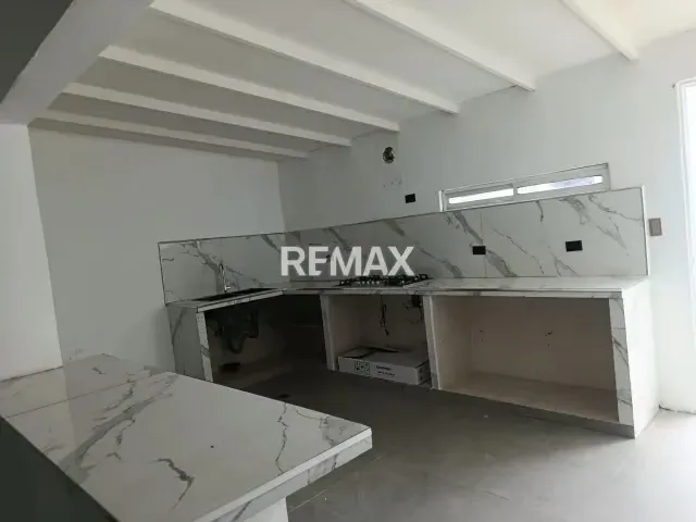 EXCLUSIVA CASA EN VENTA | URB. LOMAS DEL BOSQUE (TIPURO) - 10