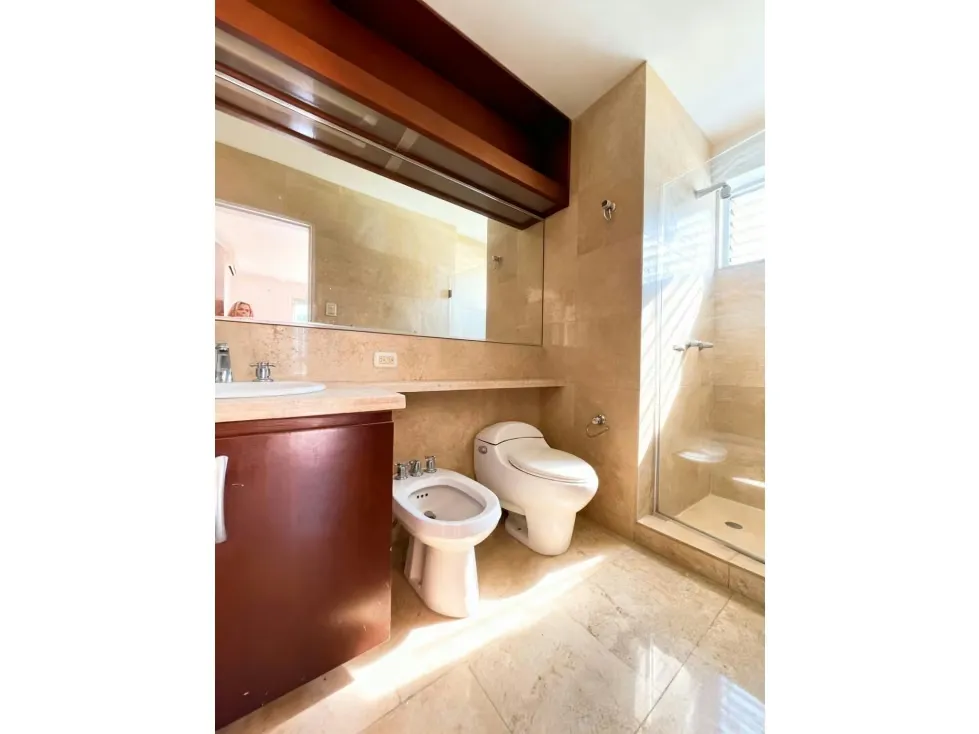 Se vende apartamento 245m2 Chulavista 9360 - 14