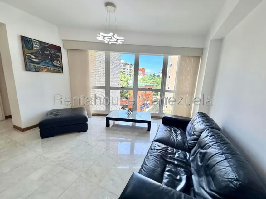 Apartamento (1 Nivel) en Alquiler en El Rosal, Distrito Metropolitano - 20