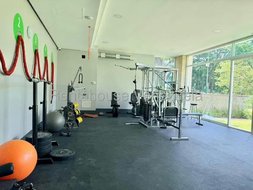Apartamento (1 Nivel) en Alquiler en El Rosal, Distrito Metropolitano - 9