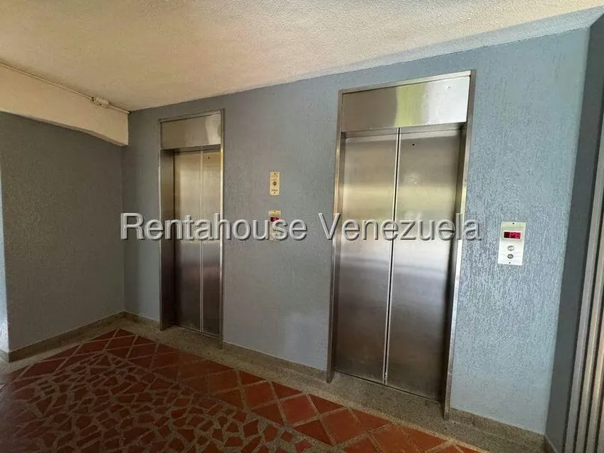 Apartamento (1 Nivel) en Venta en La Bonita, Distrito Metropolitano - 6