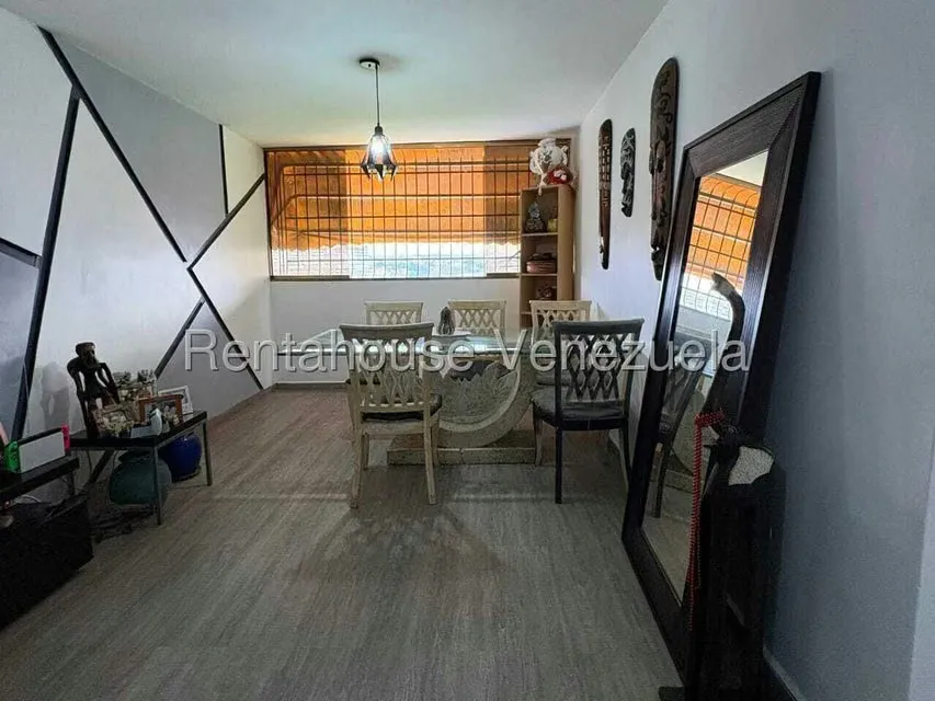 Apartamento (1 Nivel) en Venta en La Bonita, Distrito Metropolitano - 8