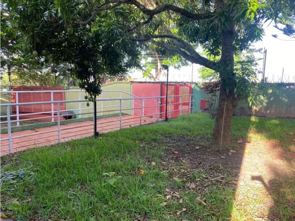 Se vende casa 520m2 Colinas de Bello Monte 0051 - 2