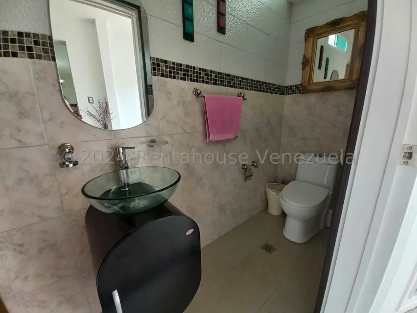Casa (Multipes Niveles) en Venta en Prados del Este, Distrito Metropolitano - 20