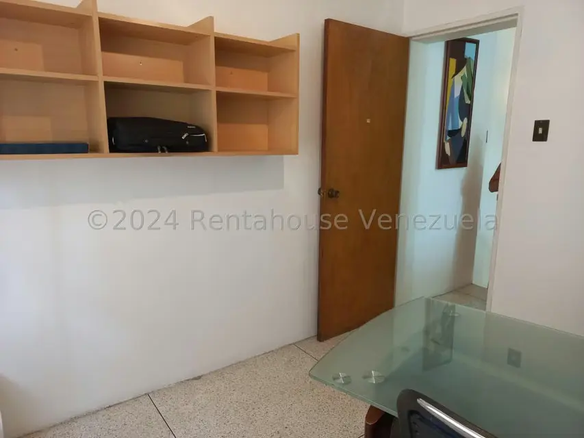 Casa (Multipes Niveles) en Venta en Prados del Este, Distrito Metropolitano - 24