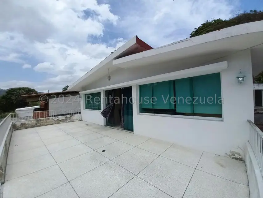 Casa (Multipes Niveles) en Venta en Prados del Este, Distrito Metropolitano - 37