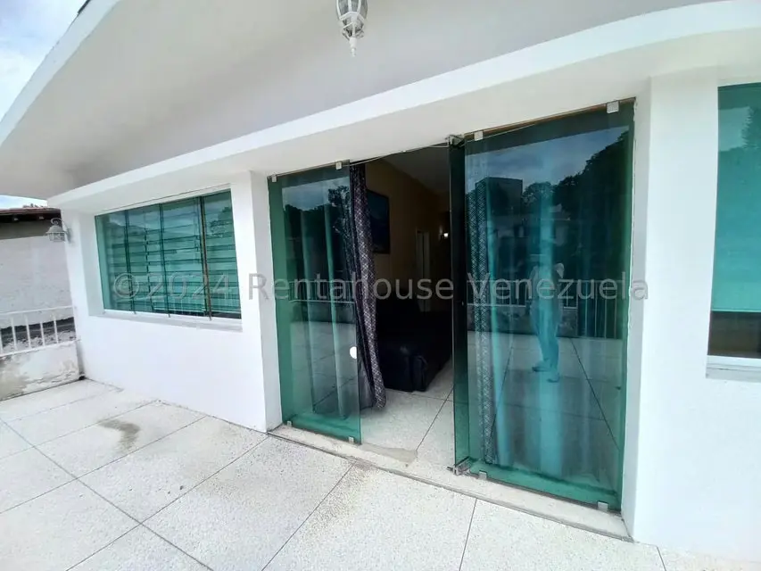 Casa (Multipes Niveles) en Venta en Prados del Este, Distrito Metropolitano - 40