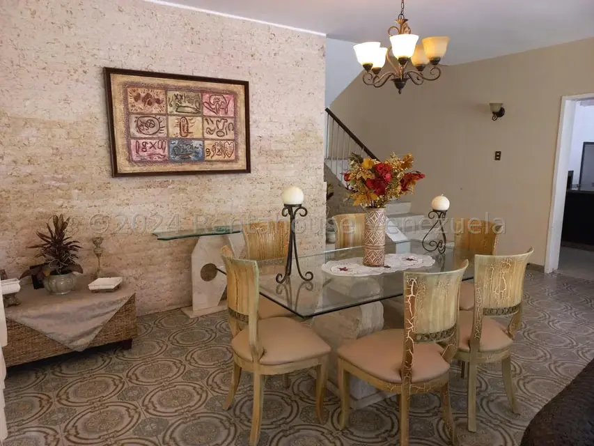 Casa (Multipes Niveles) en Venta en Prados del Este, Distrito Metropolitano - 9
