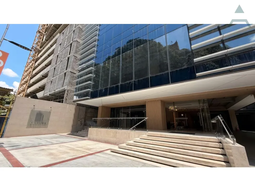 Se vende/alquila Local Comercial 855,48m² 2b Las Mercedes - 13