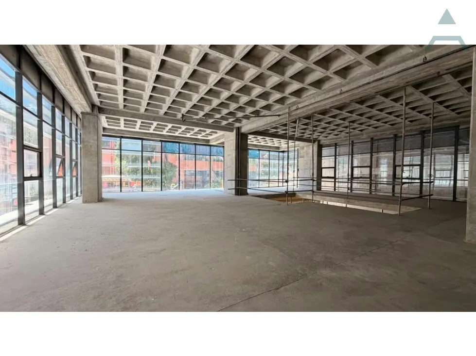Se vende/alquila Local Comercial 855,48m² 2b Las Mercedes - 14
