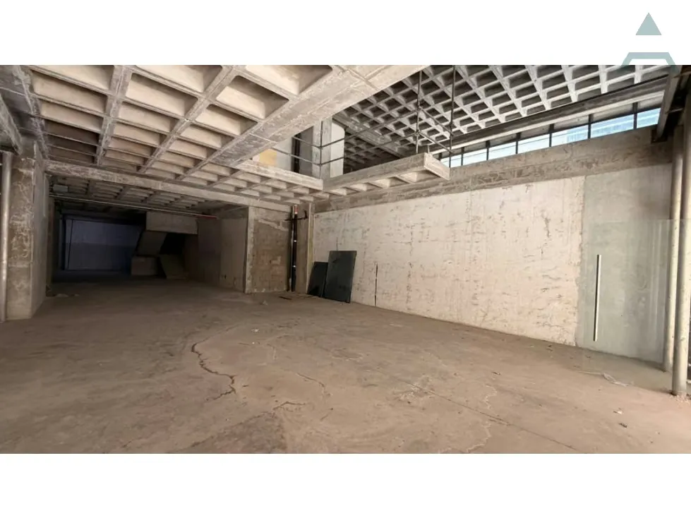 Se vende/alquila Local Comercial 855,48m² 2b Las Mercedes - 3
