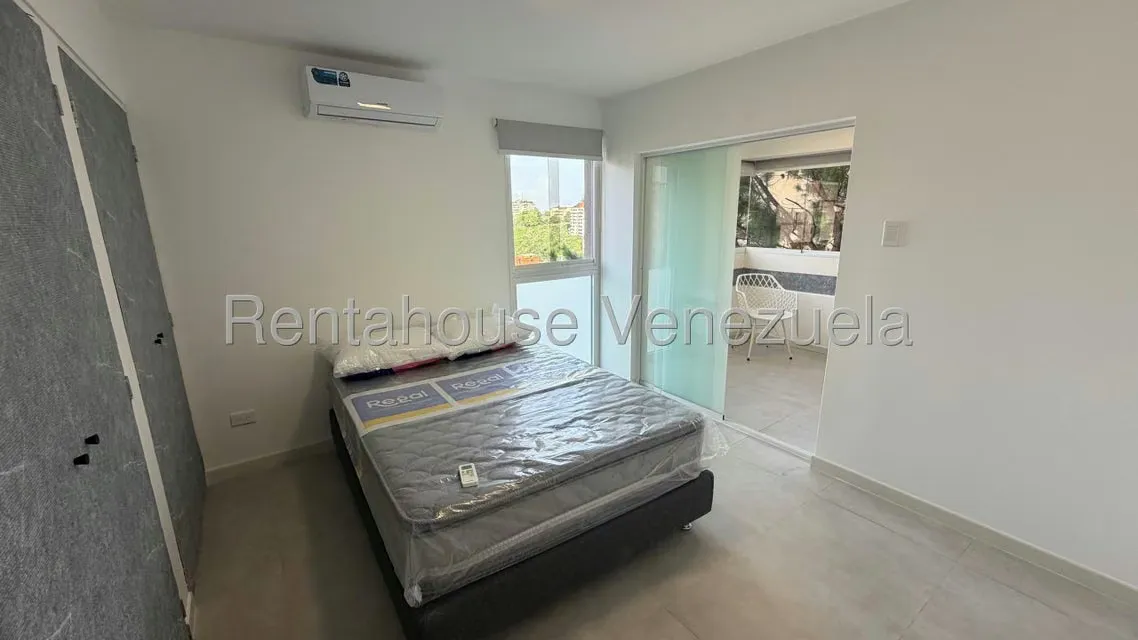 Apartamento (1 Nivel) en Alquiler en Colinas de Bello Monte, Distrito Metropolitano - 18