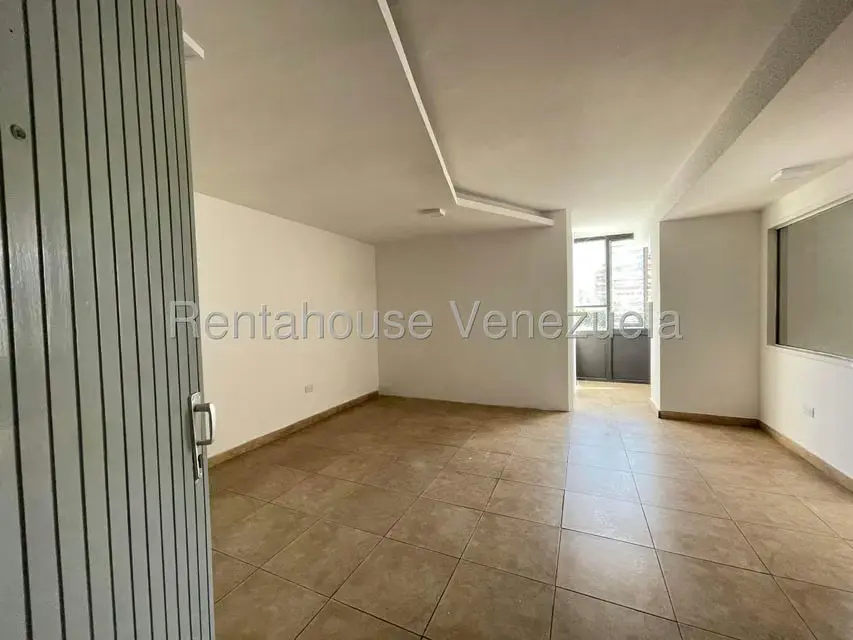 Local Comercial en Alquiler en Zona Centro, Aragua - 9