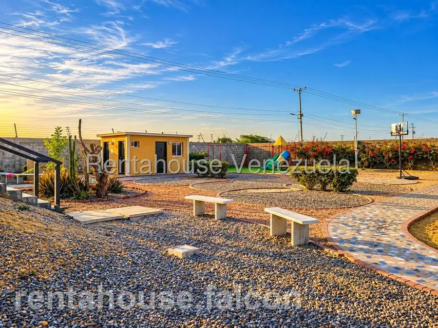 Townhouse (Multiples Niveles) en Venta en Puerta Maraven, Falcon - 22