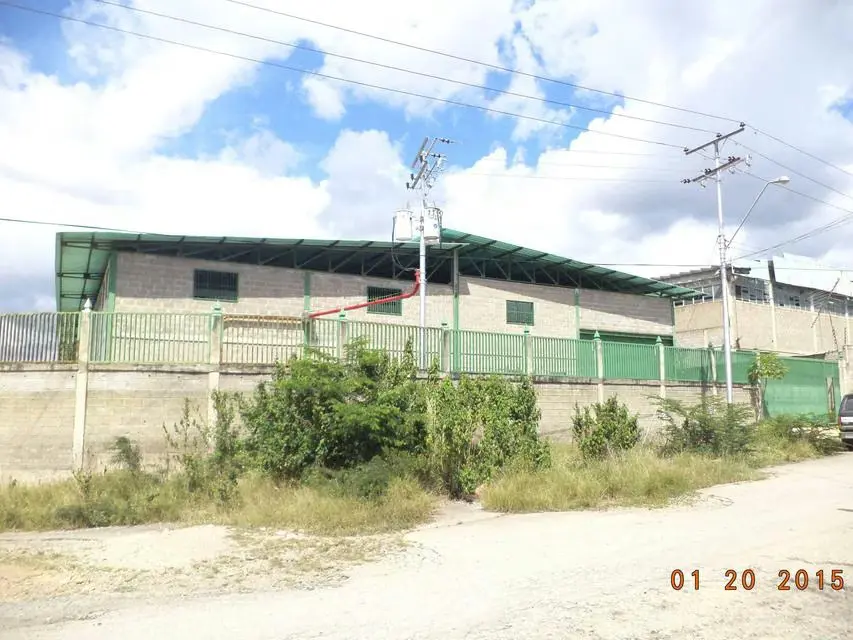 Industrial en Venta en La Raiza, Miranda - 5