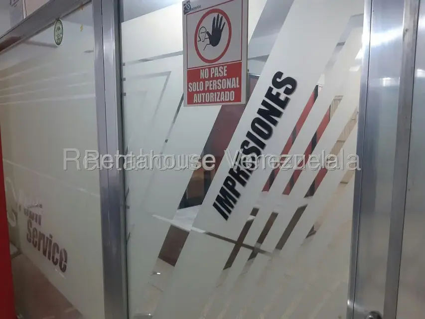 Local Comercial en Alquiler en Cristobal Colon, Zulia - 3