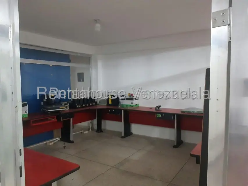 Local Comercial en Alquiler en Cristobal Colon, Zulia - 7