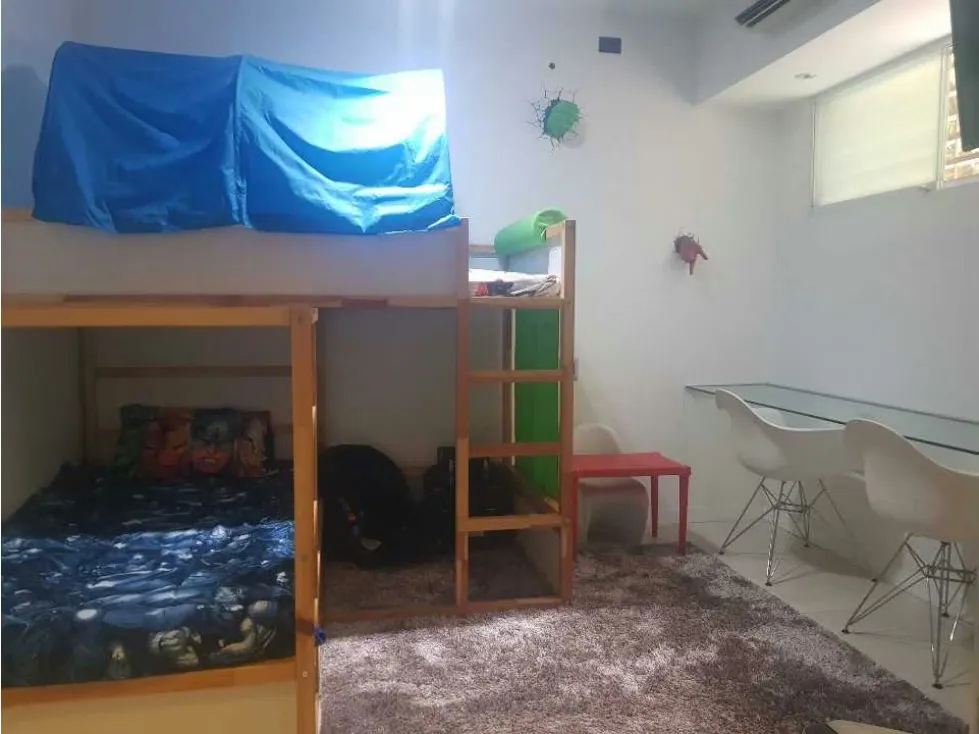 Apartamento actualizado en venta en Urb. Miranda - 12