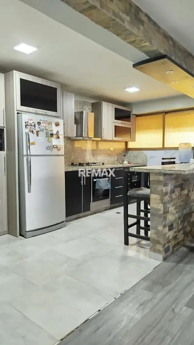 HERMOSO PENT HOUSE EN VENTA UBICADO EN EL CORAZÓN DE LA CIUDAD, RESIDENCIAS MARGUIMAR PARQUE ARAGUA. - 4