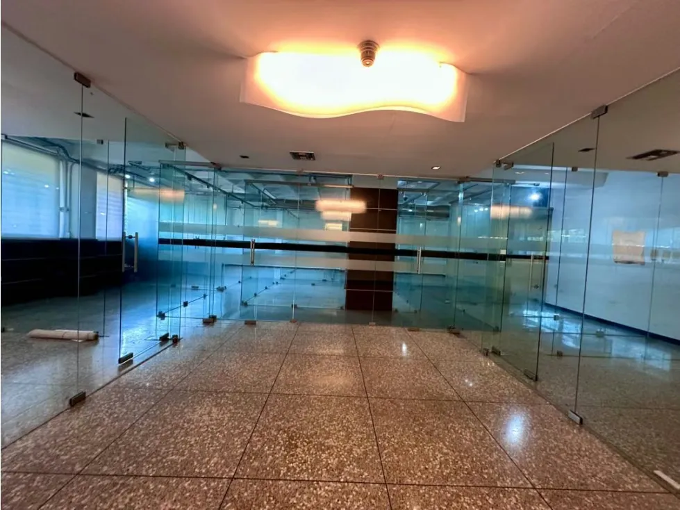 Se alquila/vende oficina 428m2. La Trinidad - 4