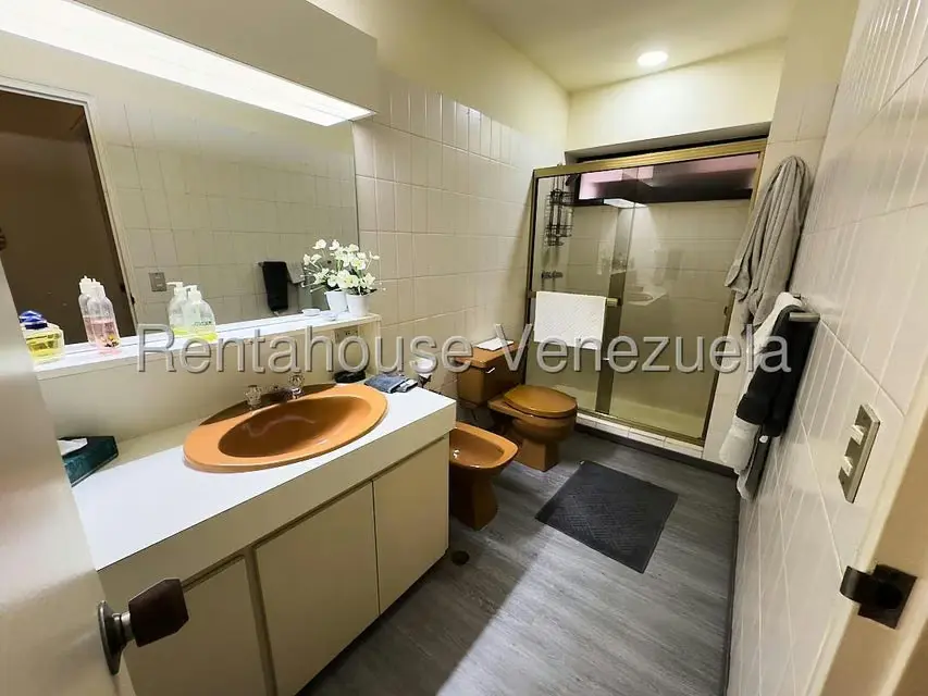 Apartamento (Duplex) en Venta en La Tahona, Distrito Metropolitano - 12