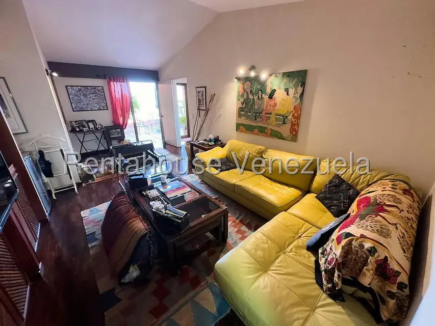 Apartamento (Duplex) en Venta en La Tahona, Distrito Metropolitano - 23