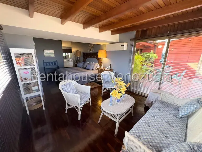 Apartamento (Duplex) en Venta en La Tahona, Distrito Metropolitano - 36