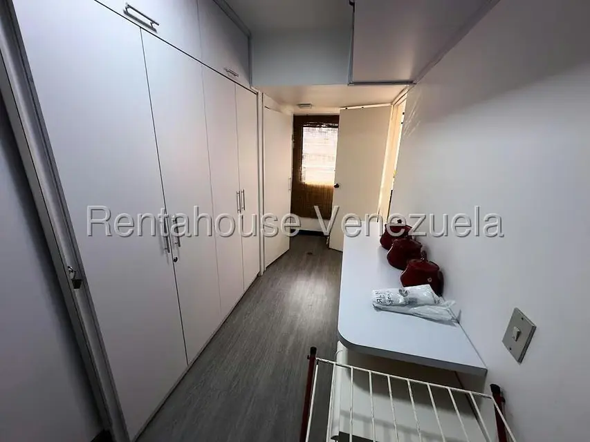 Apartamento (Duplex) en Venta en La Tahona, Distrito Metropolitano - 42