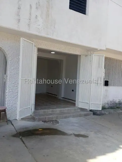 Local Comercial en Alquiler en Centro, Lara - 2