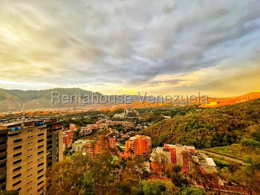 Apartamento (1 Nivel) en Alquiler en Los Naranjos del Cafetal, Distrito Metropolitano - 21