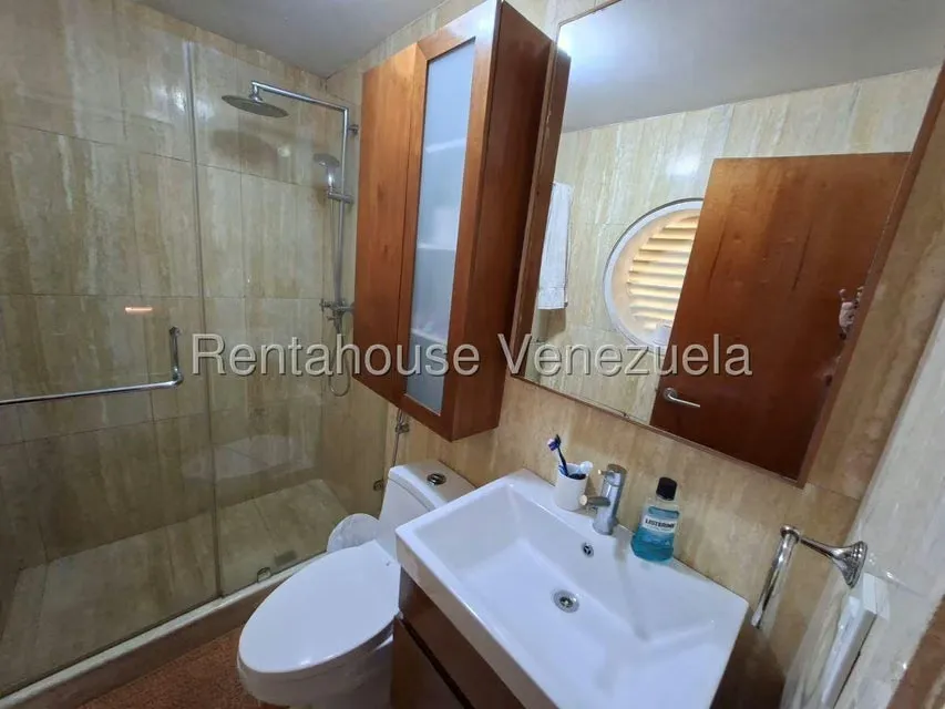 Casa (Multipes Niveles) en Venta en Cerro Verde, Distrito Metropolitano - 103