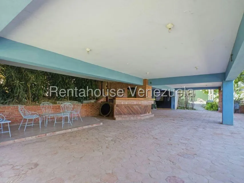 Casa (Multipes Niveles) en Venta en Cerro Verde, Distrito Metropolitano - 37